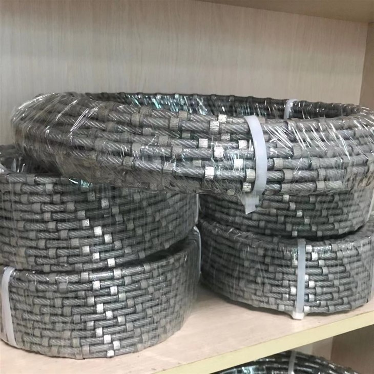 Diamond Wire Saw Rope Cutting Granite
